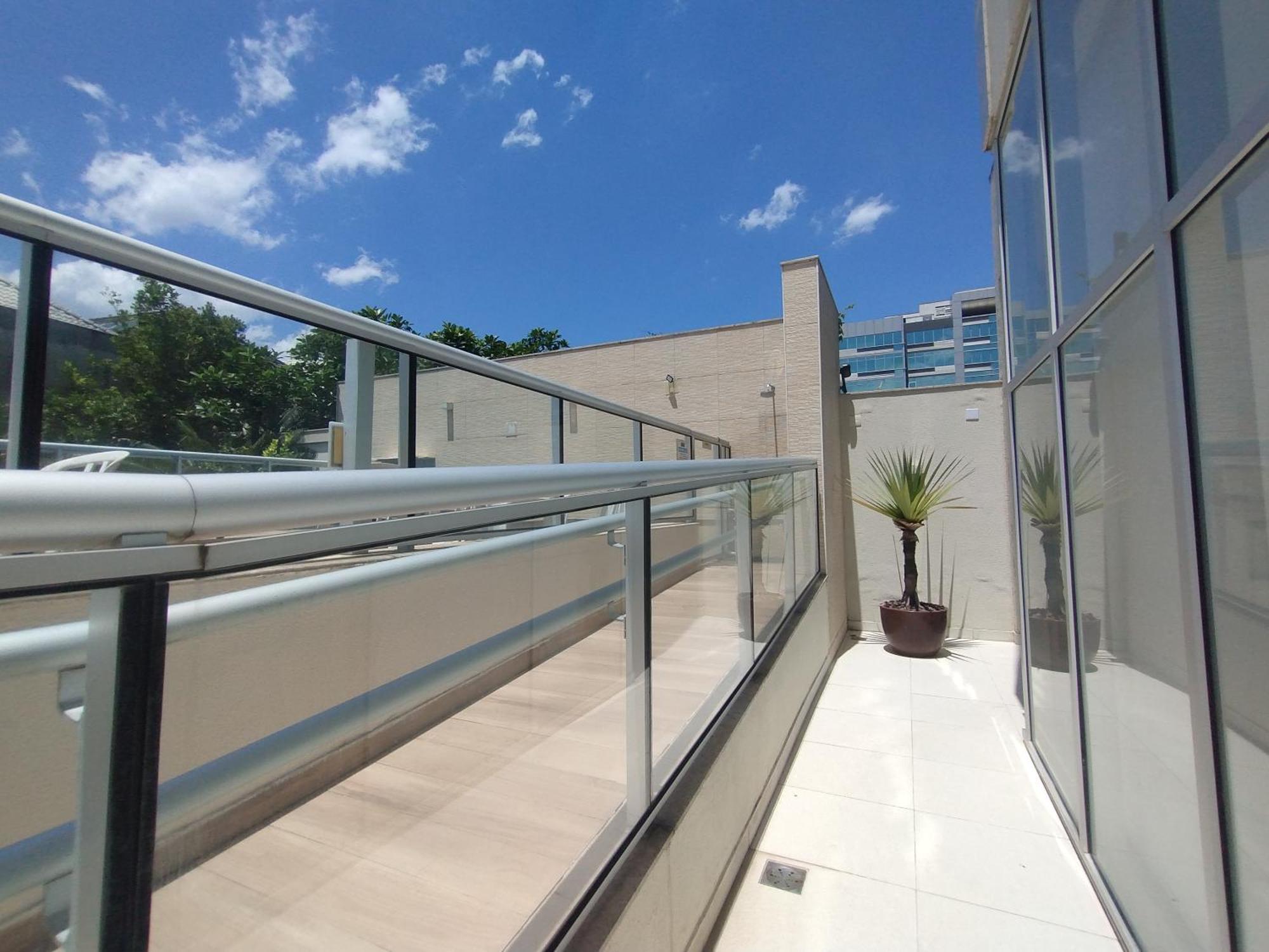 Aparthotel Areia's